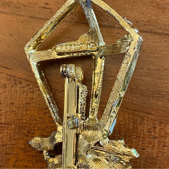 Lot of Christmas Season Brooches and Festive Pins - Picture 6 of 10